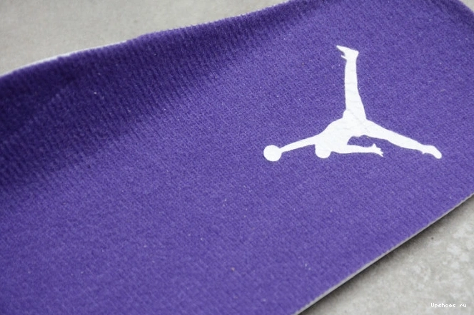 Metallic Air Jordan Purple Retro CT8527-115 4 0718
